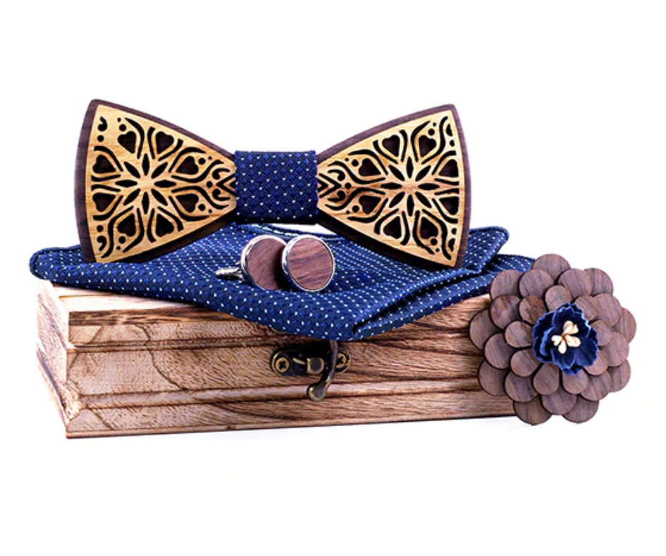 Gaira® Dřevěný motýlek s kapesníčkem a manžetovými knoflíčky a broží 709213